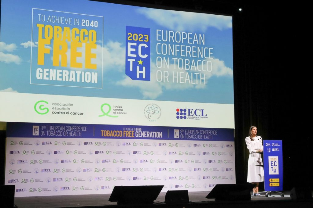 Paricipación de alumnado de Integración Social en la conferencia europea «tabaco o salud»