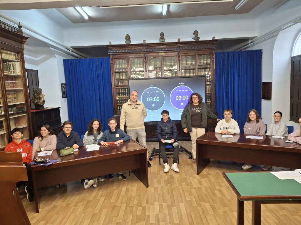 SESIONES DE DEBATE ACADÉMICO 2025