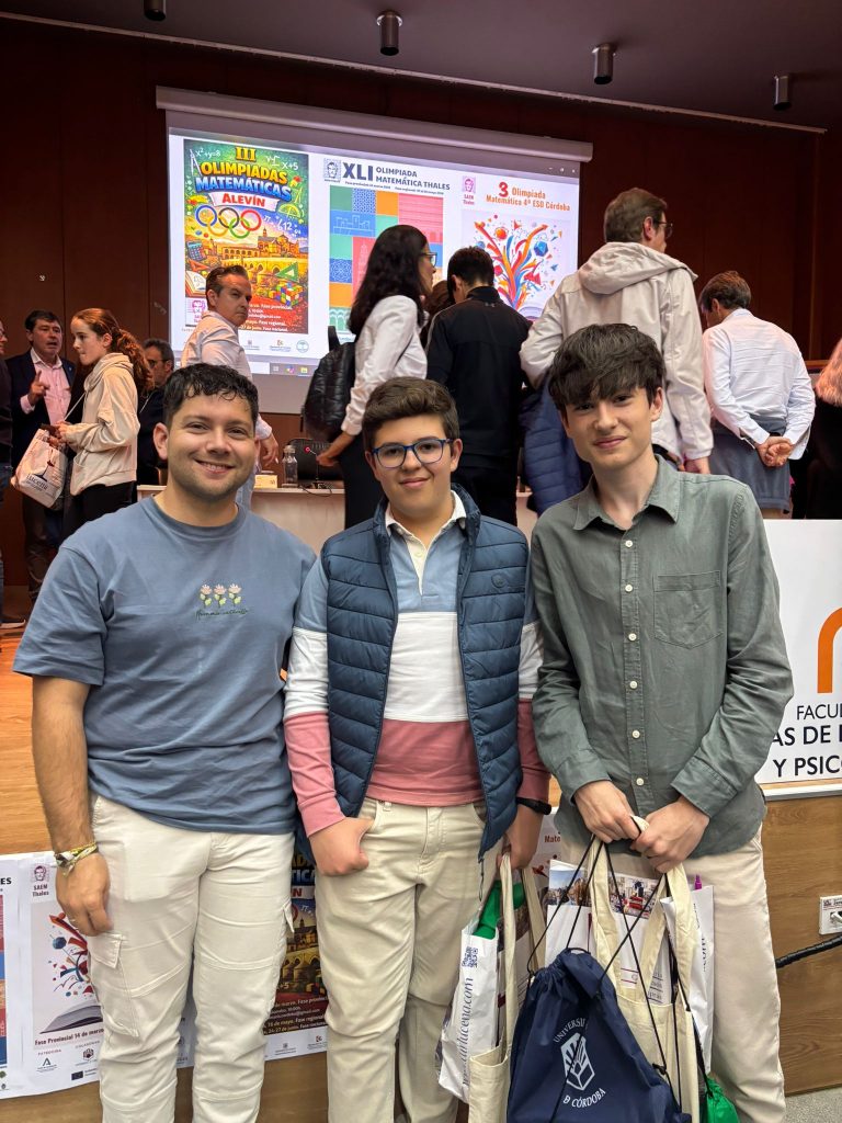Participación y reconocimientos en las Olimpiadas Matemáticas Thales